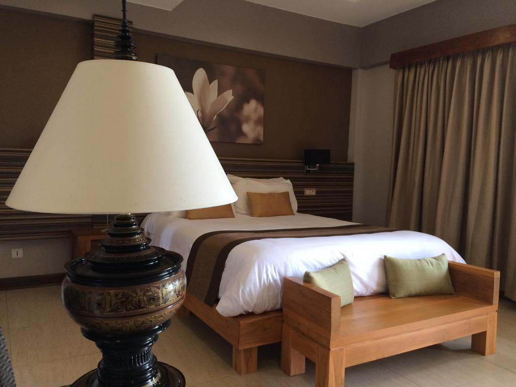 Hotel Colibri Koné エクステリア 写真