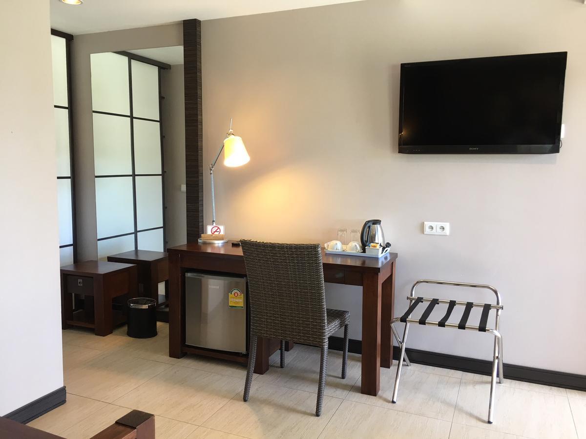 Hotel Colibri Koné エクステリア 写真